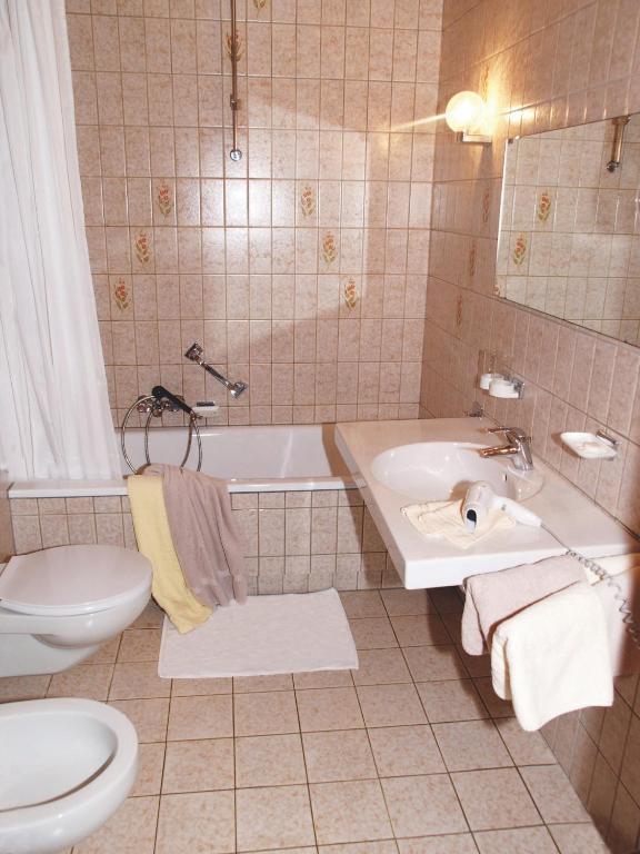 Pension Zur Klause Боденмайс Экстерьер фото