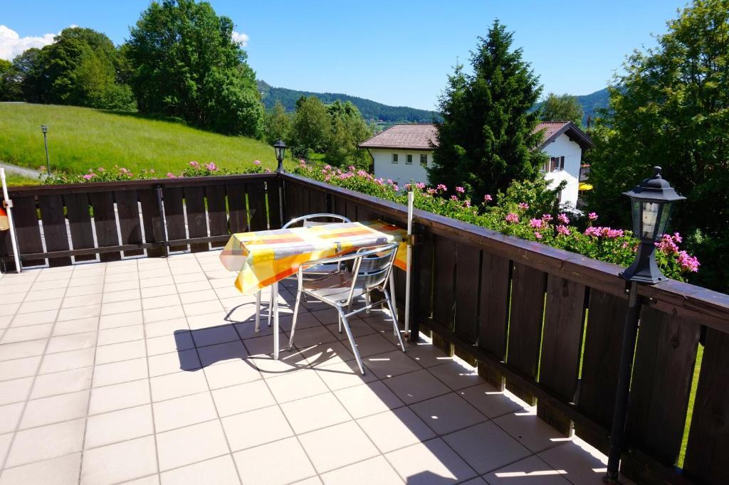 Pension Zur Klause Боденмайс Экстерьер фото